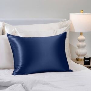 NWT Blissy Mulberry Silk King Pillowcase, Navy Blue